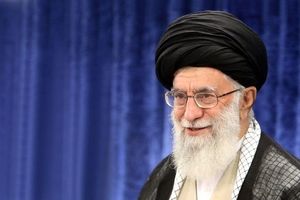 الإمام خامنئی یحذر أمریکا من إشعال حرب فی المنطقة