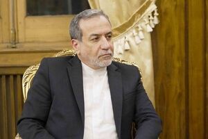 عراقجی: من السابق لأوانه الحکم على مستقبل سوریا

