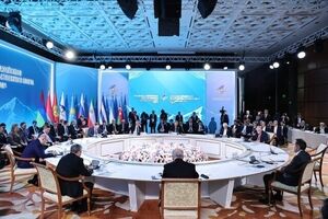 عارف: إیران تسعى لتکون عضواً وشریکاً فعالاً وموثوقاً به فی الترتیبات الإقلیمیة

