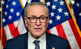 شومر یصف التصعید مع إیران بـ"الخطیر جداً"
