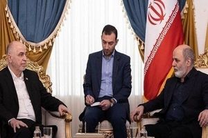 أمین المجلس الأعلى للأمن القومی یستقبل وفد حماس

